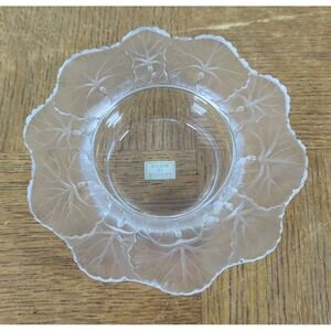 Signed 5-3/4"w Lalique France Crystal Honfleur Bowl Geranium Leaves Dish